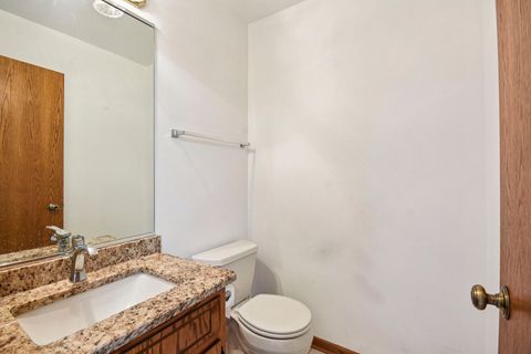 Tiny photo for 8021 Enclave Lane, Tinley Park, IL 60487 (MLS # 12566538)