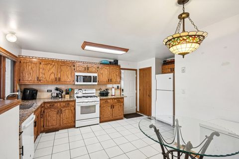 Tiny photo for 8021 Enclave Lane, Tinley Park, IL 60487 (MLS # 12566538)