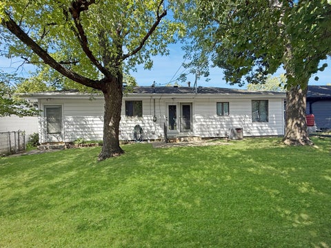 Tiny photo for 1107 E Fairlawn Drive, Urbana, IL 61801 (MLS # 12751048)