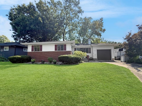 Photo of 1107 E Fairlawn Drive, Urbana, IL 61801 (MLS # 12751048)
