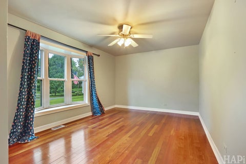Tiny photo for 317 Quist Court, Grayslake, IL 60030 (MLS # 12765230)