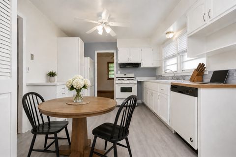 Tiny photo for 4253 Prescott Avenue, Lyons, IL 60534 (MLS # 12655407)