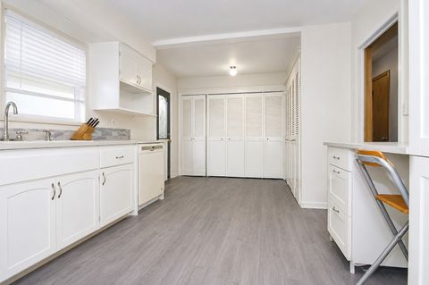 Tiny photo for 4253 Prescott Avenue, Lyons, IL 60534 (MLS # 12655407)