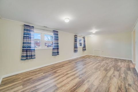 Tiny photo for 126 N Floyd Lane, Chicago Heights, IL 60411 (MLS # 12417241)