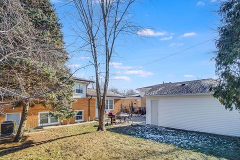 Tiny photo for 126 N Floyd Lane, Chicago Heights, IL 60411 (MLS # 12417241)