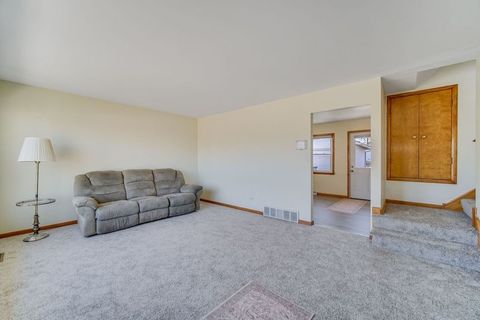 Tiny photo for 126 N Floyd Lane, Chicago Heights, IL 60411 (MLS # 12417241)