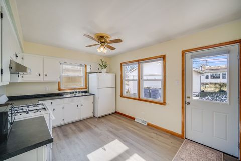Tiny photo for 126 N Floyd Lane, Chicago Heights, IL 60411 (MLS # 12417241)