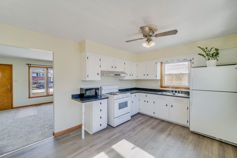 Tiny photo for 126 N Floyd Lane, Chicago Heights, IL 60411 (MLS # 12417241)