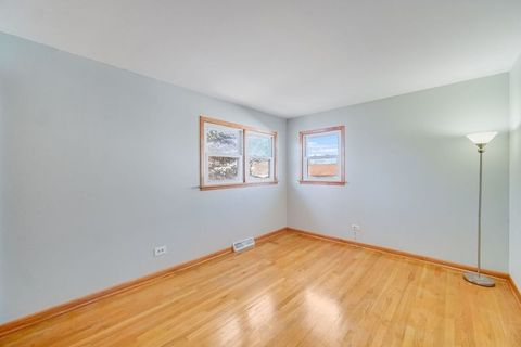 Tiny photo for 126 N Floyd Lane, Chicago Heights, IL 60411 (MLS # 12417241)