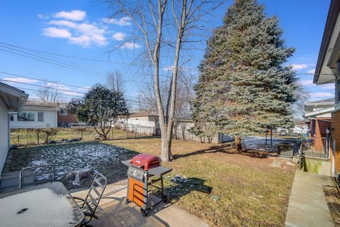 Tiny photo for 126 N Floyd Lane, Chicago Heights, IL 60411 (MLS # 12417241)