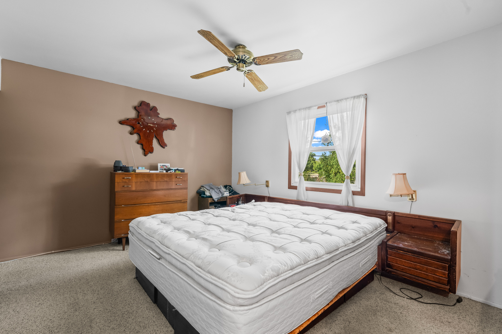 Hanover Park, Illinois 60133, United States, 3 Bedrooms Bedrooms, ,2 BathroomsBathrooms,Residential,Active,247307