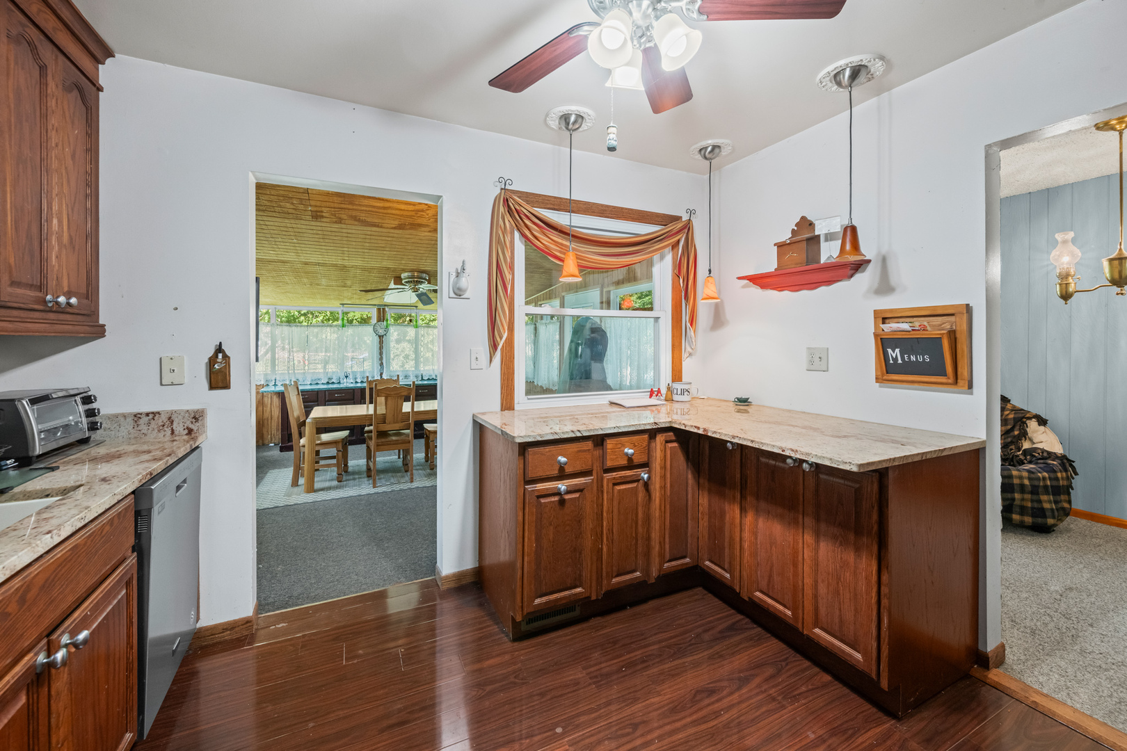 Hanover Park, Illinois 60133, United States, 3 Bedrooms Bedrooms, ,2 BathroomsBathrooms,Residential,Active,247307