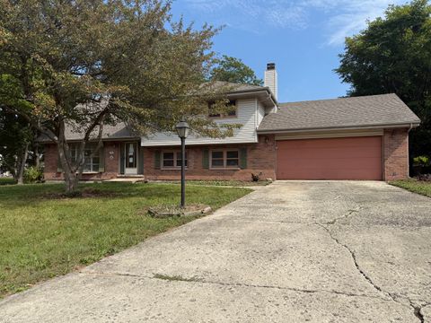 Photo of 1930 Heather Lane, Joliet, IL 60431 (MLS # 12428085)