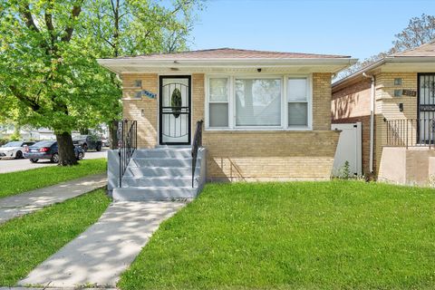 2058 W 70th Place Chicago IL 60636
