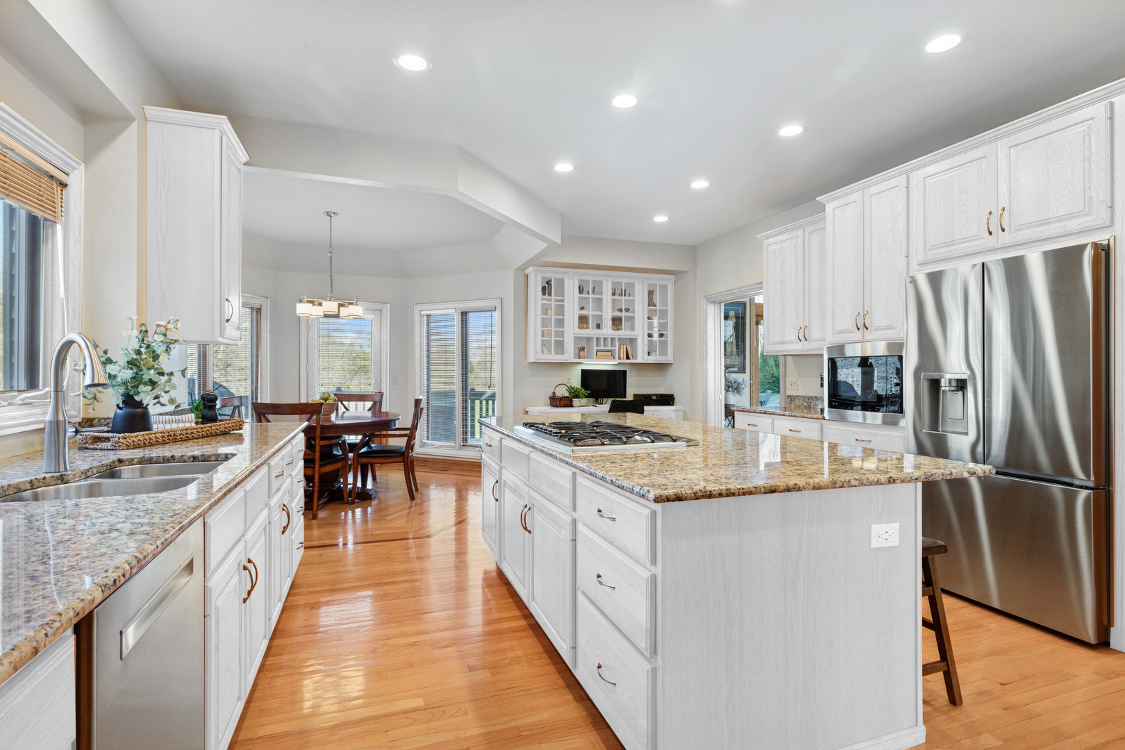 1512 Sunnyview Road