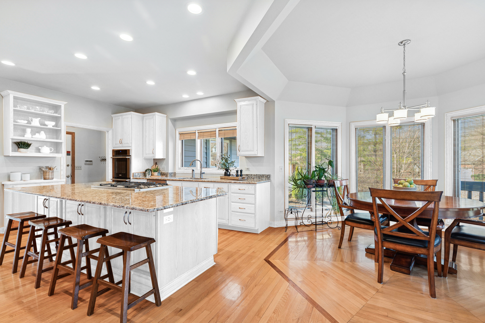 1512 Sunnyview Road