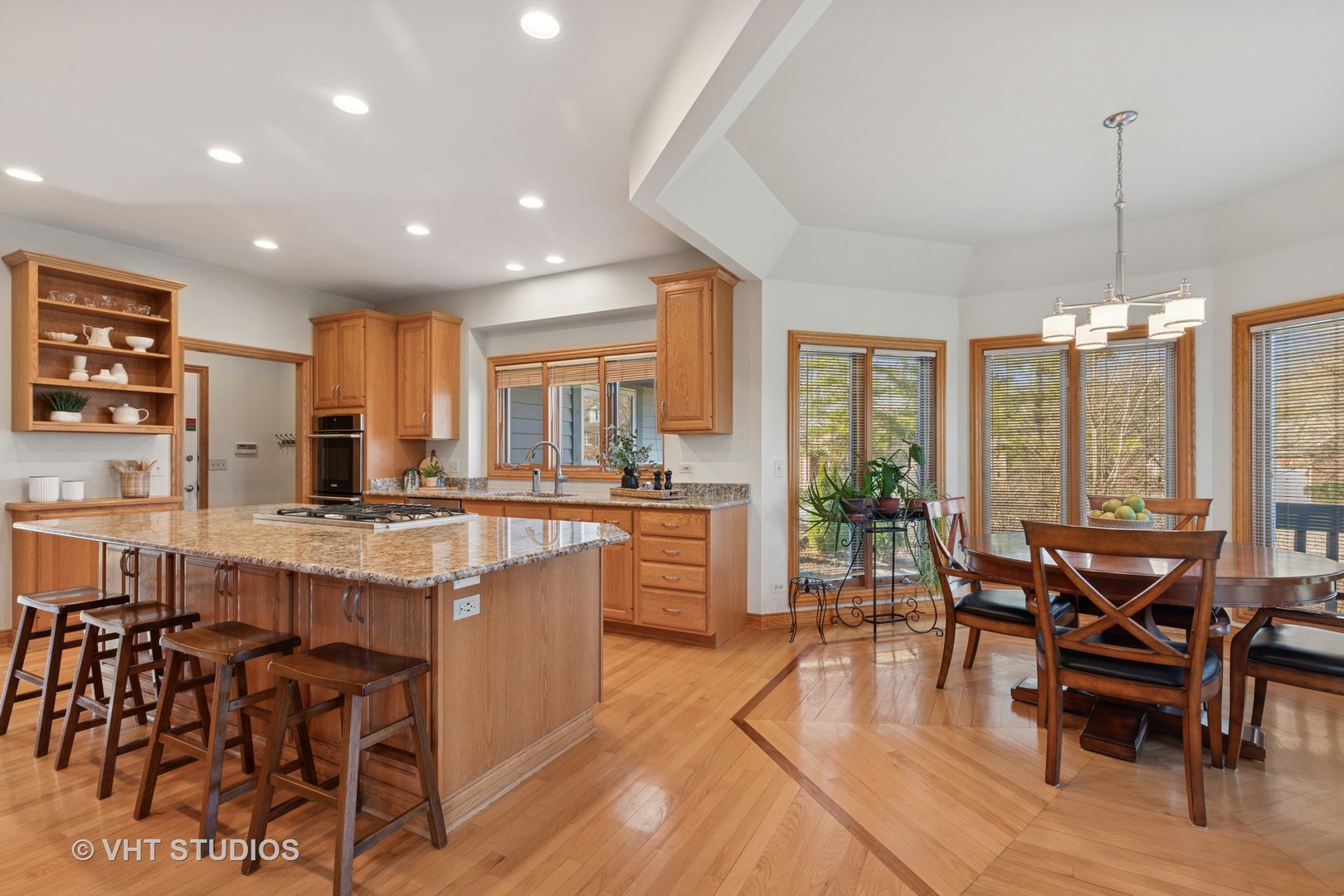 1512 Sunnyview Road