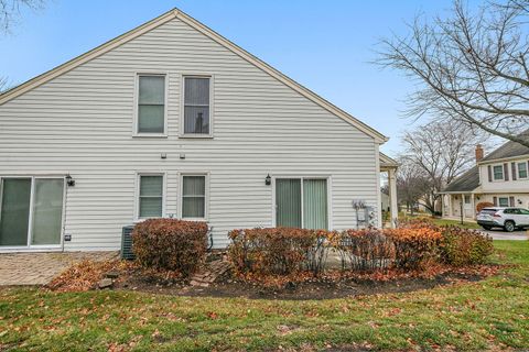 Tiny photo for 2659 College Hill Circle, Schaumburg, IL 60173 (MLS # 12520861)