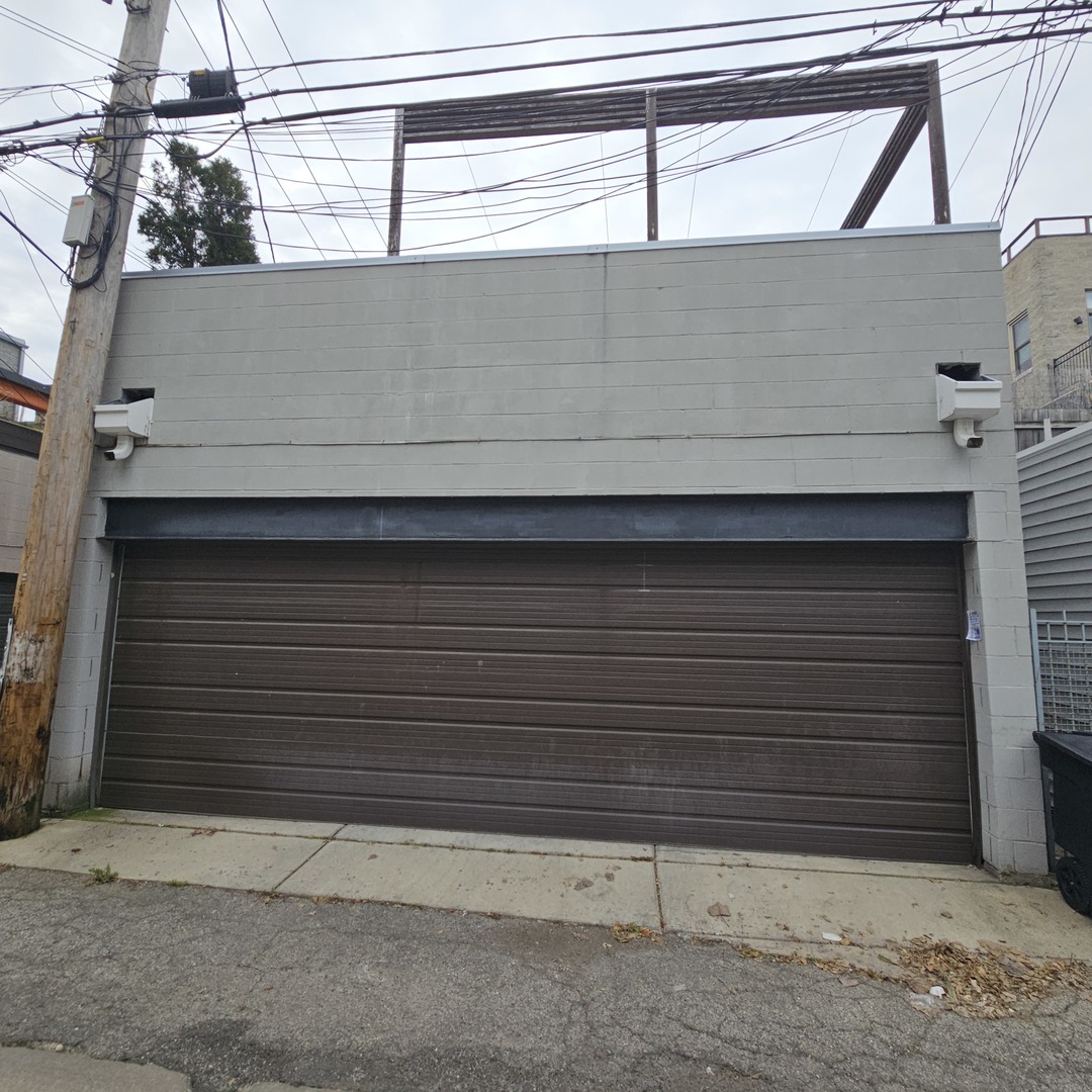 1013 N Honore Street 1