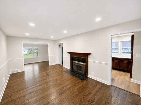 Tiny photo for 2130 Hawthorne Lane, Waukegan, IL 60087 (MLS # 12730921)