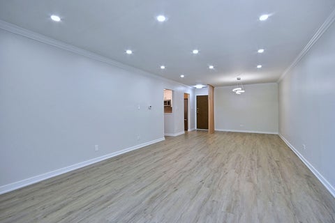 Tiny photo for 945 E Kenilworth Avenue #325, Palatine, IL 60074 (MLS # 12734905)