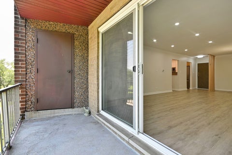 Tiny photo for 945 E Kenilworth Avenue #325, Palatine, IL 60074 (MLS # 12734905)