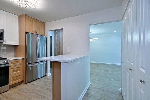Tiny photo for 945 E Kenilworth Avenue #325, Palatine, IL 60074 (MLS # 12734905)