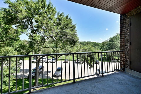 Tiny photo for 945 E Kenilworth Avenue #325, Palatine, IL 60074 (MLS # 12734905)