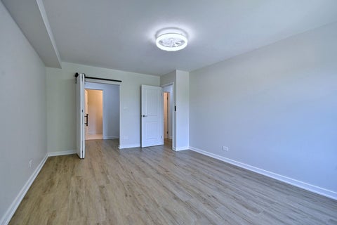 Tiny photo for 945 E Kenilworth Avenue #325, Palatine, IL 60074 (MLS # 12734905)