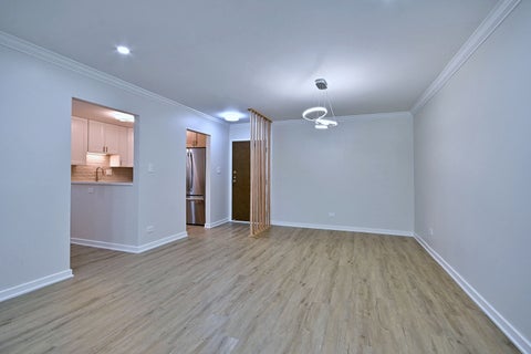 Tiny photo for 945 E Kenilworth Avenue #325, Palatine, IL 60074 (MLS # 12734905)