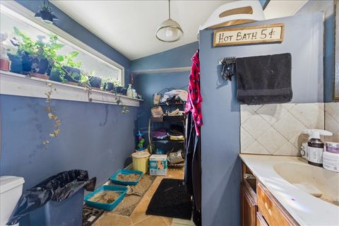 Tiny photo for 356 Home Street, Sycamore, IL 60178 (MLS # 12584874)