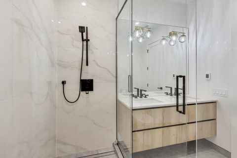 Tiny photo for 5428 N Winthrop Avenue #103, Chicago, IL 60640 (MLS # 12633412)