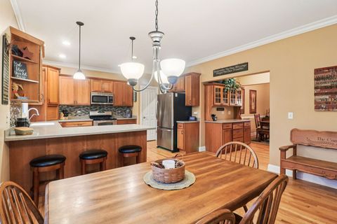 Tiny photo for 15604 Botterman Road, Huntley, IL 60142 (MLS # 12503401)