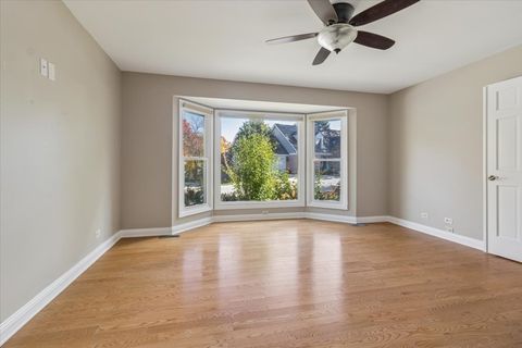 Tiny photo for 417 River Bluff Circle, Naperville, IL 60540 (MLS # 12537022)