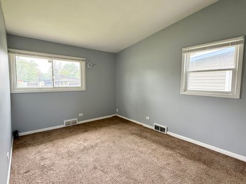 Tiny photo for 1133 Parkview Avenue, Chicago Heights, IL 60411 (MLS # 12497558)