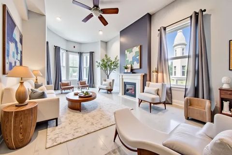 Tiny photo for 2058 W Washington Boulevard, Chicago, IL 60612 (MLS # 12499012)