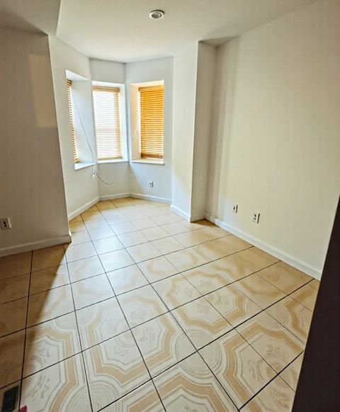 Tiny photo for 2058 W Washington Boulevard, Chicago, IL 60612 (MLS # 12499012)