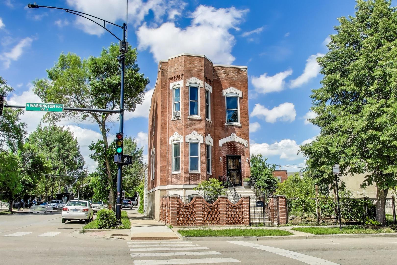 2058 W Washington Boulevard