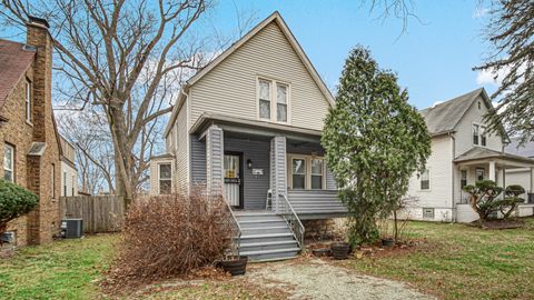 Tiny photo for 10857 S Hermosa Avenue, Chicago, IL 60643 (MLS # 12589929)