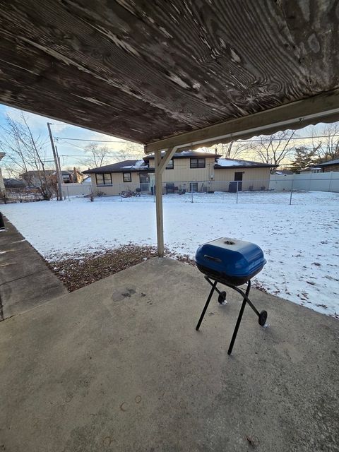 Tiny photo for 16440 Michigan Avenue, South Holland, IL 60473 (MLS # 12610442)