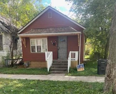 Photo of 219 E 136th Street, Chicago, IL 60827 (MLS # 12494211)