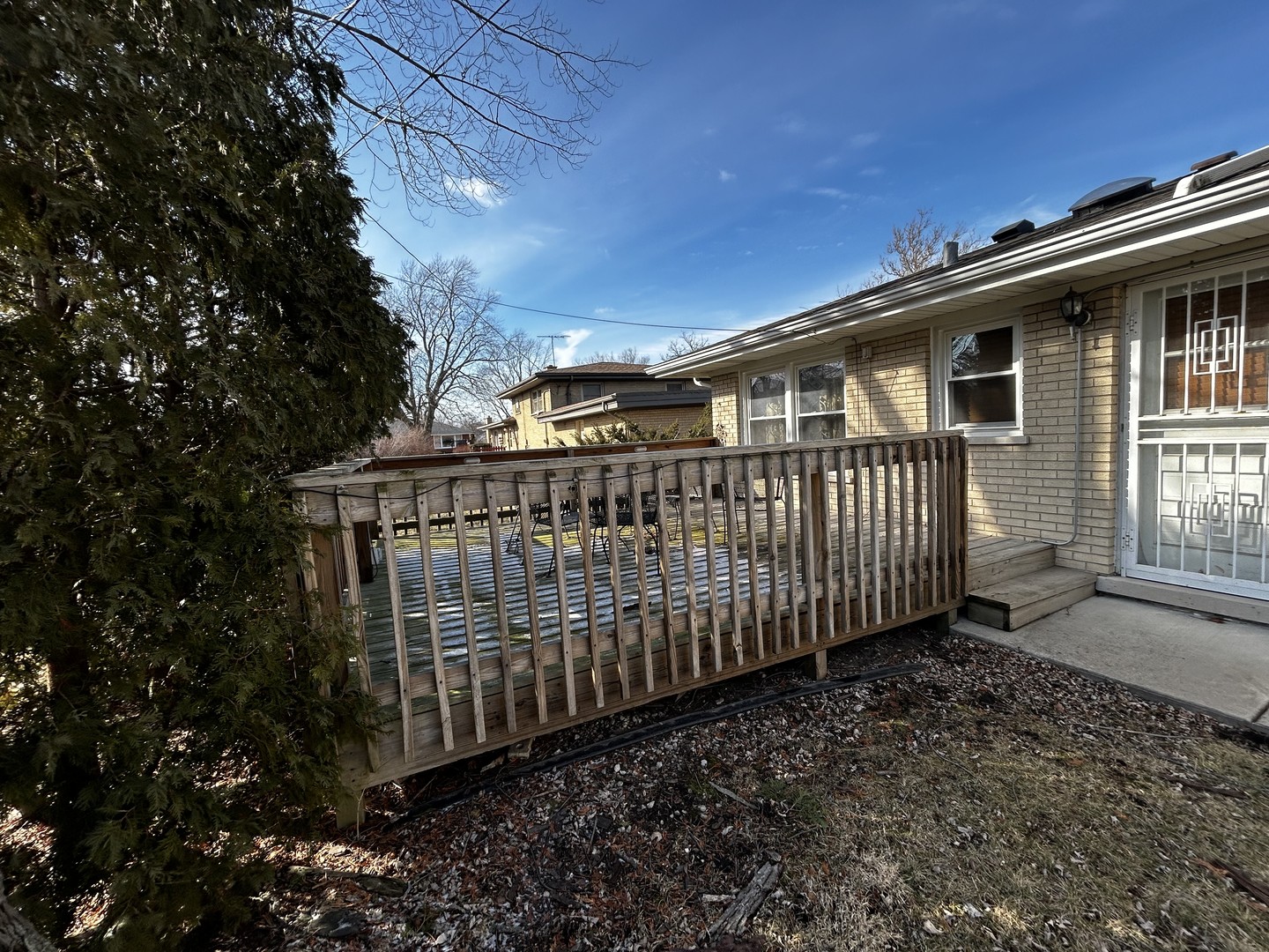 865 E 165th Street