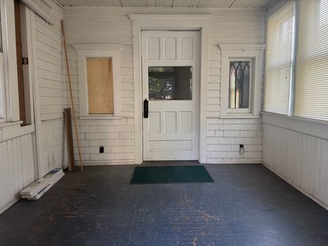 Tiny photo for 723 N Madison Street, Clinton, IL 61727 (MLS # 12465728)