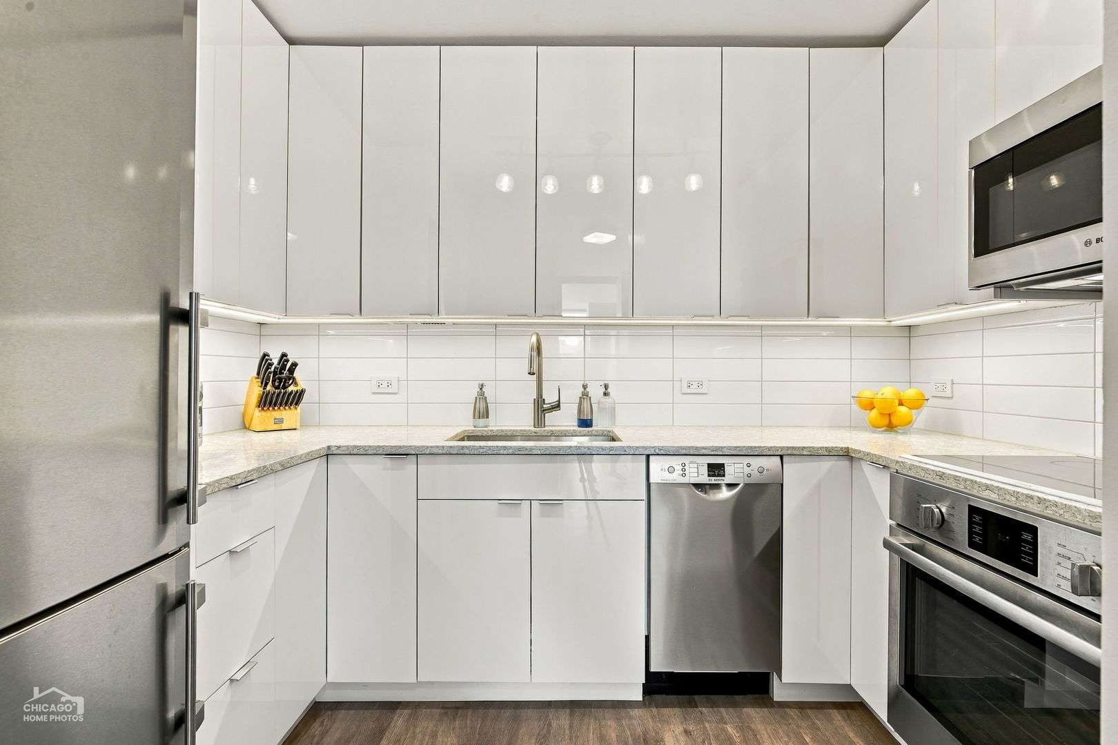 340 W Diversey Parkway 815