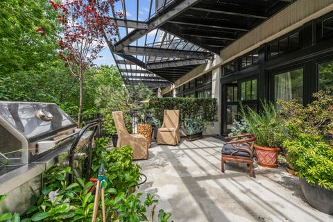 1070 W 15th Street 147 Chicago IL 60608
