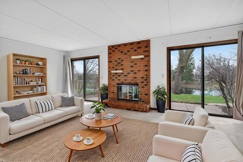 Tiny photo for 755 Whalom Lane #2c2, Schaumburg, IL 60173 (MLS # 12631316)