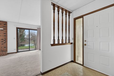 Tiny photo for 755 Whalom Lane #2c2, Schaumburg, IL 60173 (MLS # 12631316)