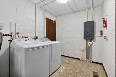 Tiny photo for 755 Whalom Lane #2c2, Schaumburg, IL 60173 (MLS # 12631316)