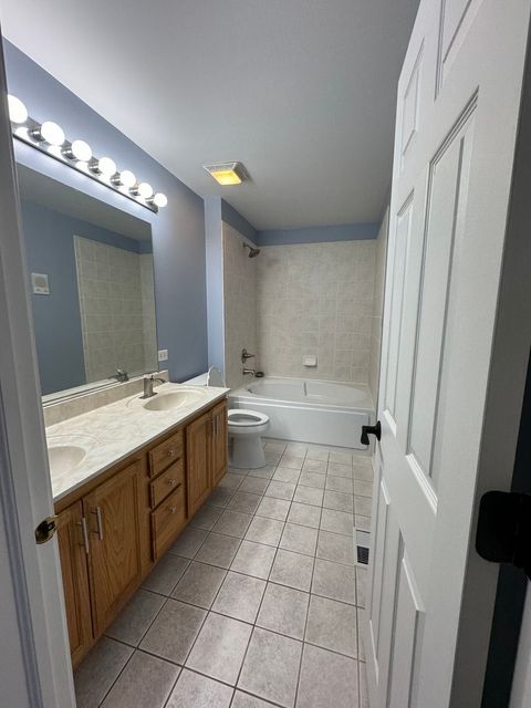 Tiny photo for 11S427 Rachael Court, Willowbrook, IL 60527 (MLS # 12515059)