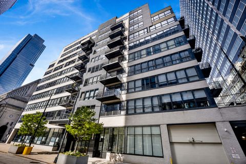 Photo of 130 S Canal Street #715, Chicago, IL 60606 (MLS # 12630258)